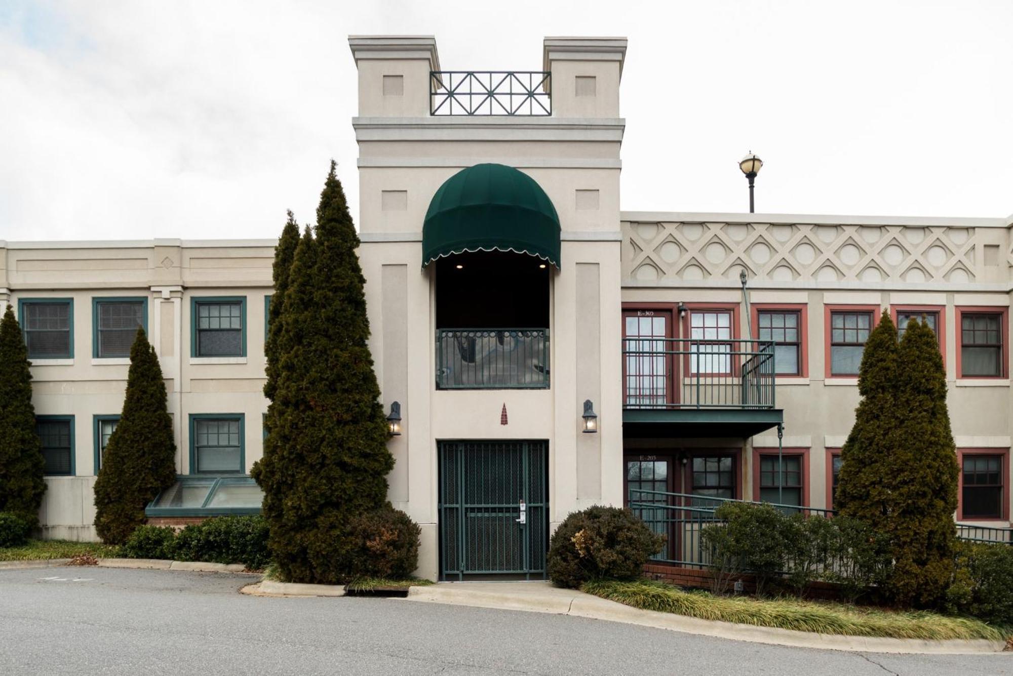 The Easy Spot Dt Parking Villa Asheville Exterior photo